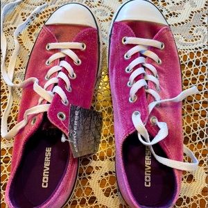 Pink Converse Tennis Shoes